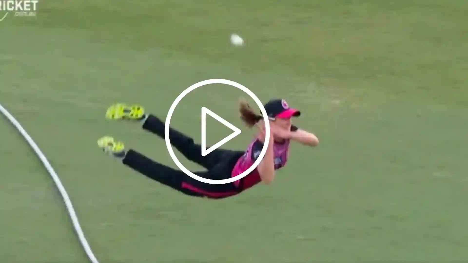 [Watch] Erin Burns Saves Certain Six With Superhuman Boundary Effort